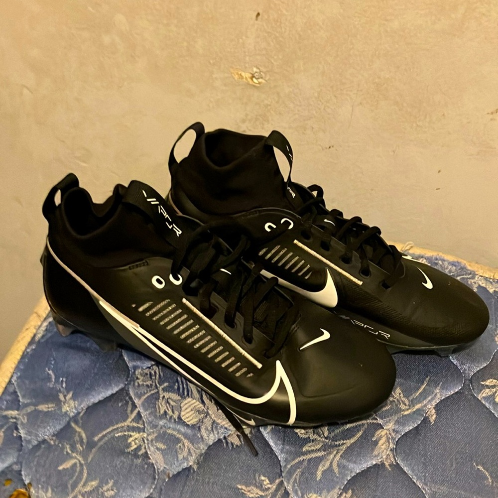 Nike vapors cleats